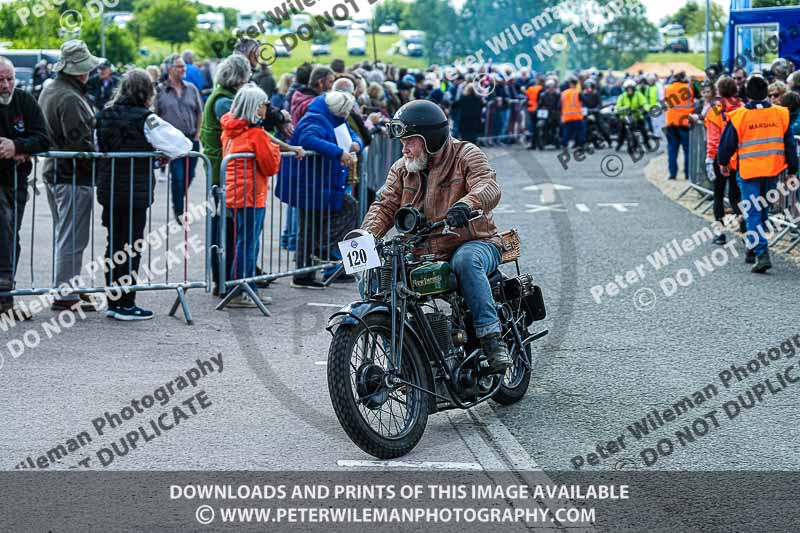 Vintage motorcycle club;eventdigitalimages;no limits trackdays;peter wileman photography;vintage motocycles;vmcc banbury run photographs